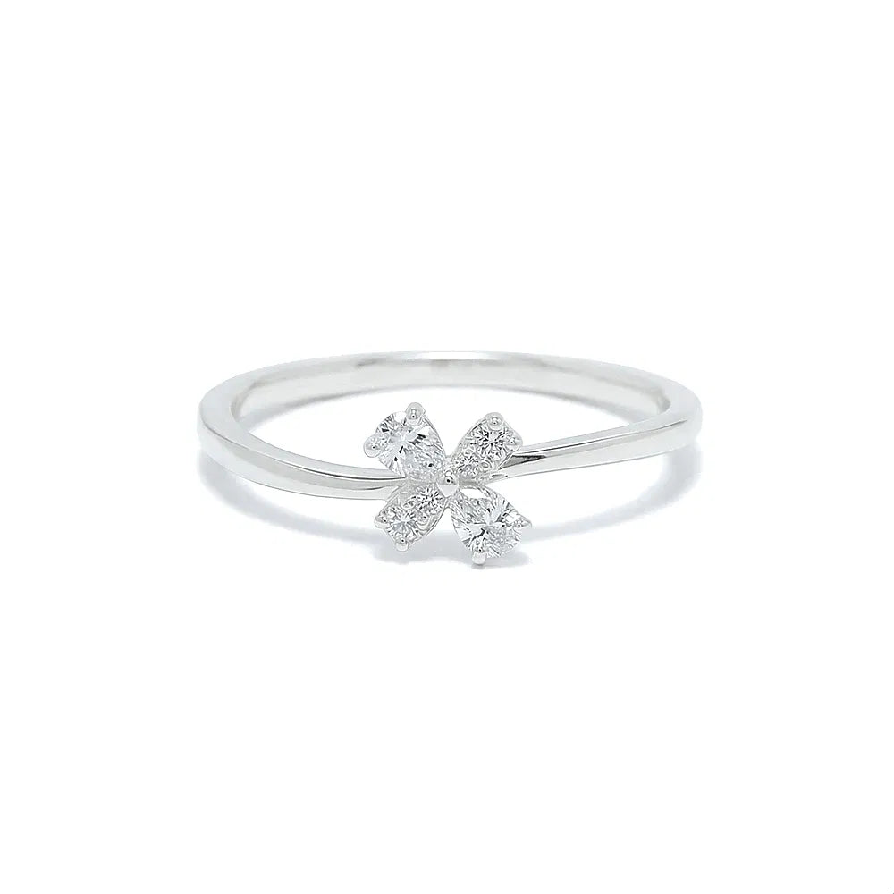 CLOVER DIAMOND RING