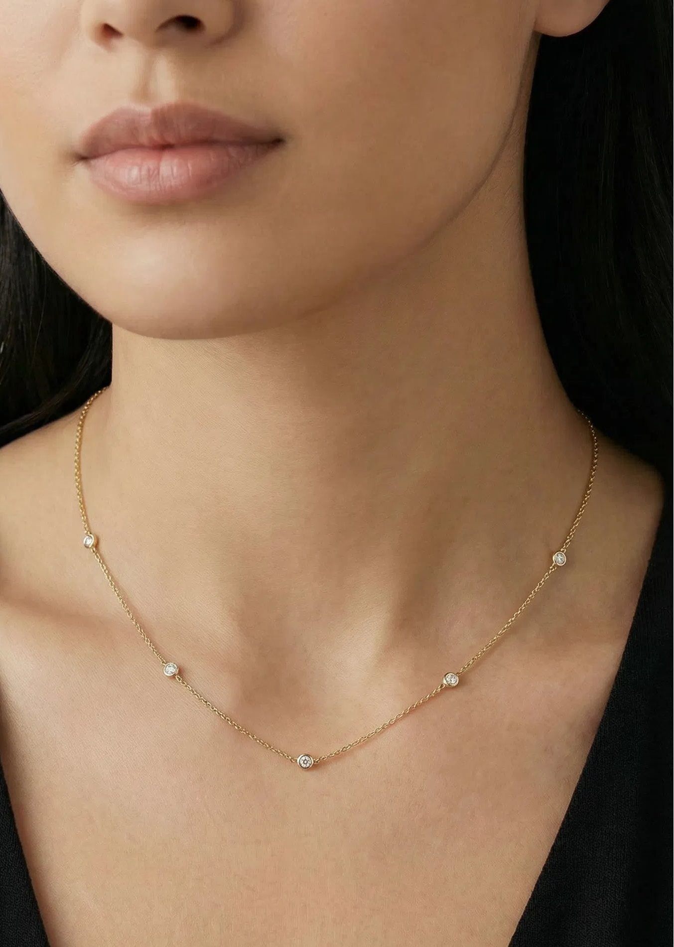 BEZEL STATION NECKLACE