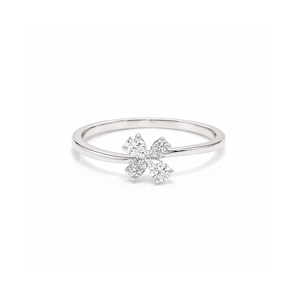CLOVER DIAMOND RING